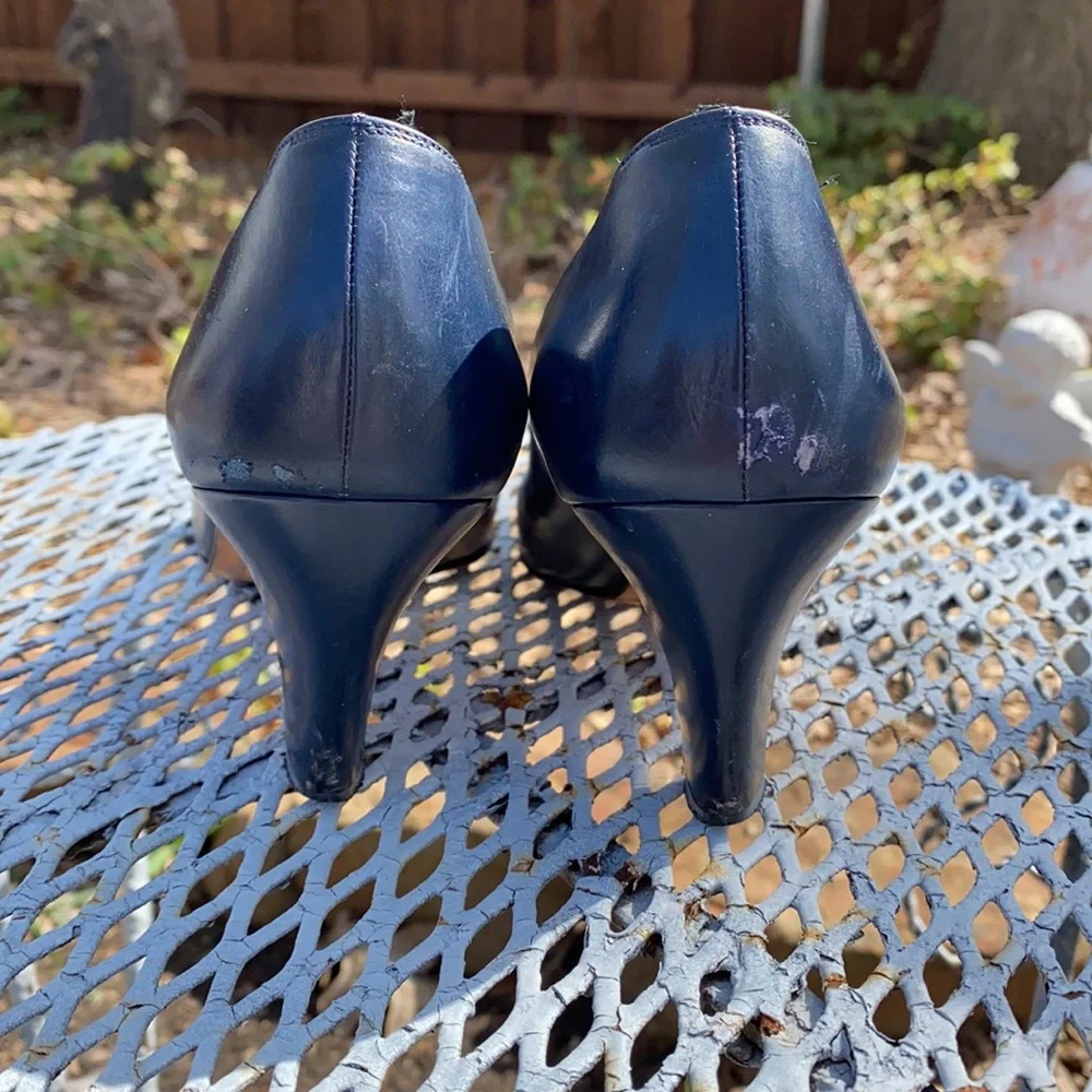 Vintage Salvatore Ferragamo Blue Leather Heels